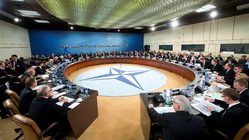 Miniștrii de externe ai NATO au adoptat o declarație pe tema situației din Ucraina. Kerry: „Merg mâine în R. Moldova pentru a susține alegerea europeană a acestei țări. VIDEO