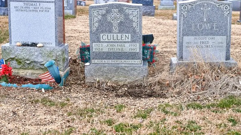 Clipe de COȘMAR pentru o femeie care a vizitat mormântul părinților. Victima a dat cimitirul în judecată și vrea daune uriașe: „Nu voi mai merge niciodată acolo