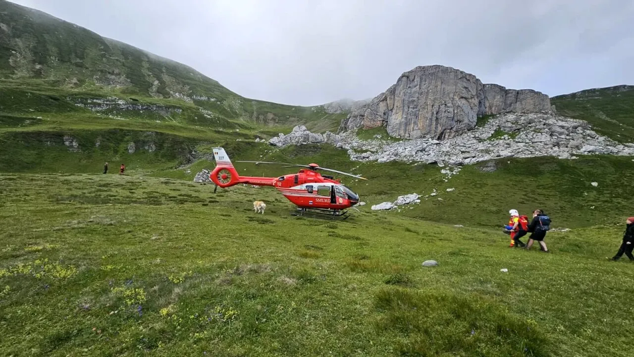 Zi critică pe munte. Trei misiuni dificile, una încheiată tragic. O femeie s-a intoxicat cu ciuperci și un turist a decedat pe munte
