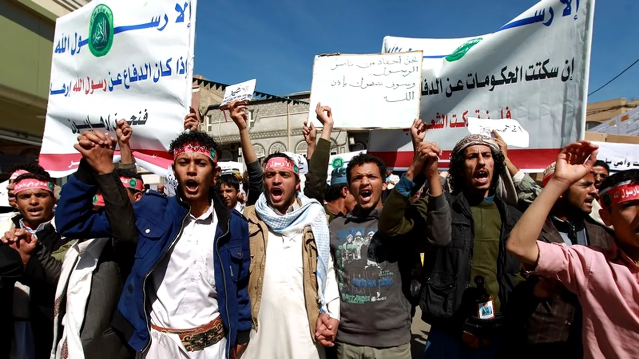 Manifestație de protest față de caricaturile din Charlie Hebdo în fața Ambasadei Franței în Yemen