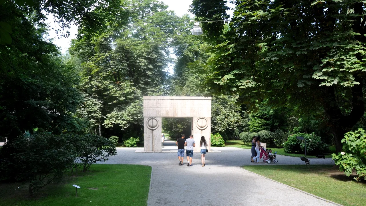 Decizie drastică a consilierilor locali din Târgu-Jiu: operele lui Brâncuși nu mai pot fi atinse