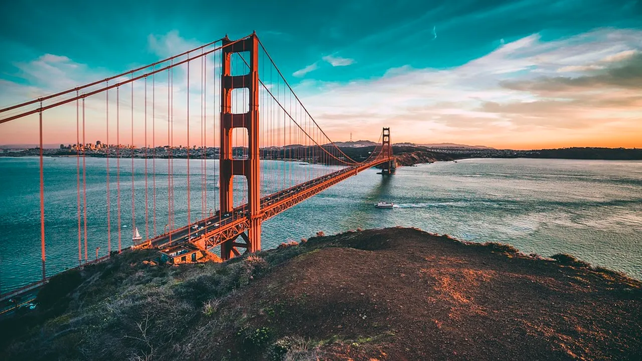 Cum dă California o 