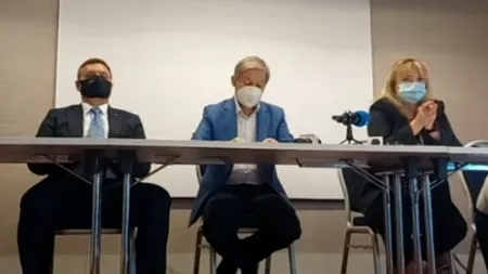 Ministrul Teleman își cere scuze după ce a adormit la o conferință de presă în timp ce vorbea Dacian Cioloș