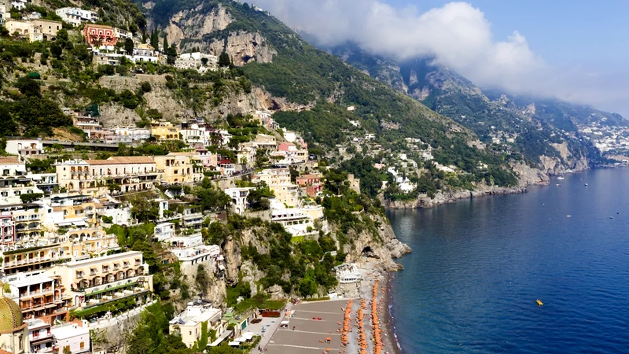 Unde își petrec politicienii vacanța de vară. FOTO