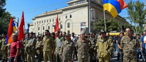 <i class='ep-highlight'>Armenia</i> a declarat legea marțială și mobilizarea totală a Armatei după noi conflicte în regiunea Nagorno-Karabah