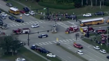 Carnagiu la un liceu din SUA. Cel puțin 17 morți după ce un fost elev a deschis focul. VIDEO UPDATE