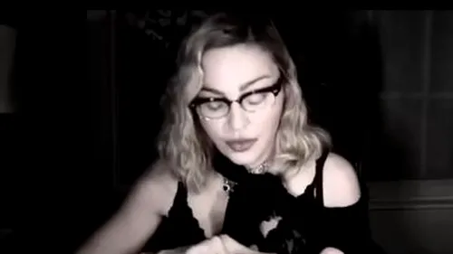 VIDEO. Madonna a dezvăluit că are anticorpii pentru noul coronavirus: „Vreau să fac o plimbare lungă cu mașina și să respir aer COVID-19”