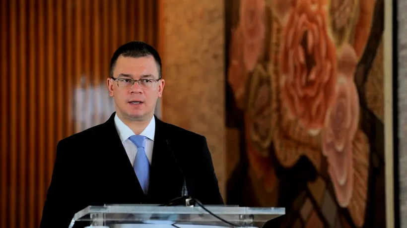 Ungureanu avertizează înaintea moțiunii că stabilitatea economică depinde de cea politică