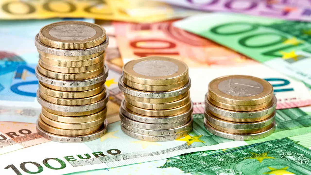 Românii vor plăti mai mult pentru fiecare tranzacție. Dispar casele de schimb valutar ale băncilor