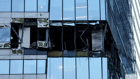 LIVE | Ziua 522 de război: Moscova, atacată cu drone ucrainene, anunţă Ministerul rus al Apărării. Aeroportul Vnukovo a fost închis temporar.