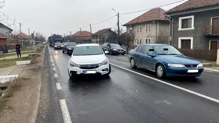 FOTO-VIDEO | Un șofer danez, aflat sub influența drogurilor, a forțat bariera Frontierei de la Porțile de Fier 2. De ce se temea de polițiști și cum a fost oprit
