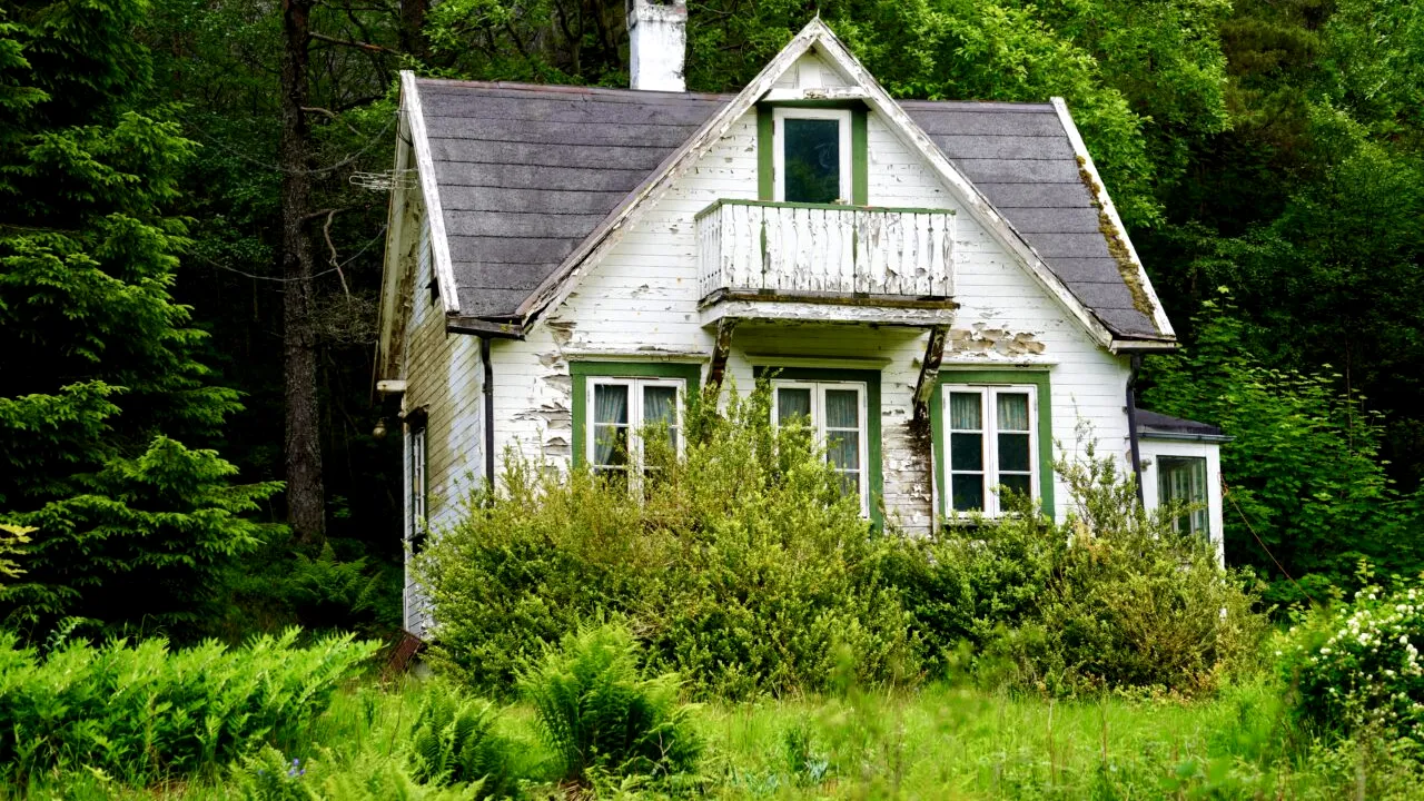 Frauda la care se expun românii care cauta cabane pentru Crăciun și Revelion. Ce trebuie să știți