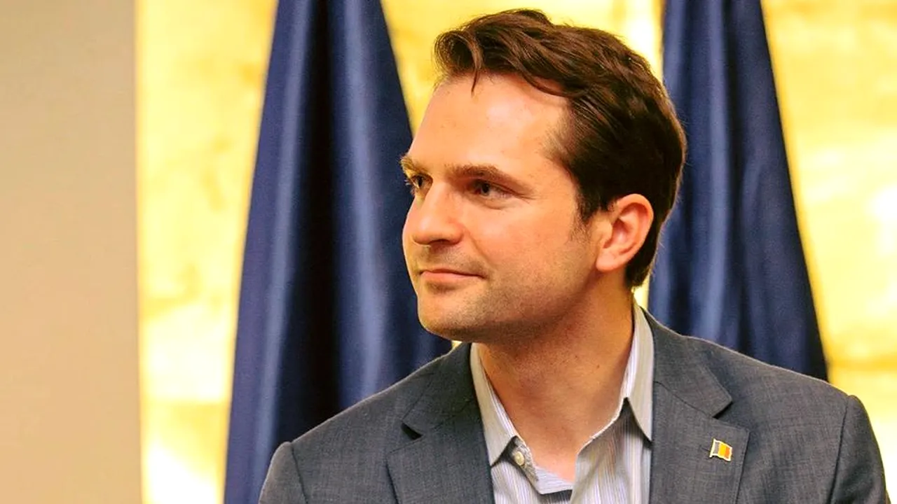 Sebastian Burduja reacționează și se impune în fața atacului făcut de Clotilde Armand: „Ați ales sa interpretați aceasta zi într-un registru al dezbinării și atacurilor agresive. Ați greșit cu totul ținta”