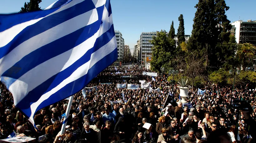 REALITATEA scoasă la suprafață de criză: UNUL DIN TREI ANGAJAȚI din Grecia lucrează la negru