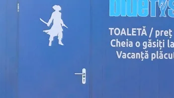 Taxă de toaletă la mare! Cât costă dacă ai nevoie la WC, în timp ce ești pe plajă