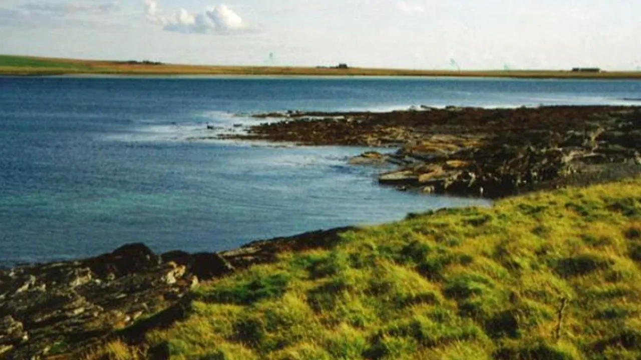 Cum arată insula scoțiană care costă cât o garsonieră în Londra