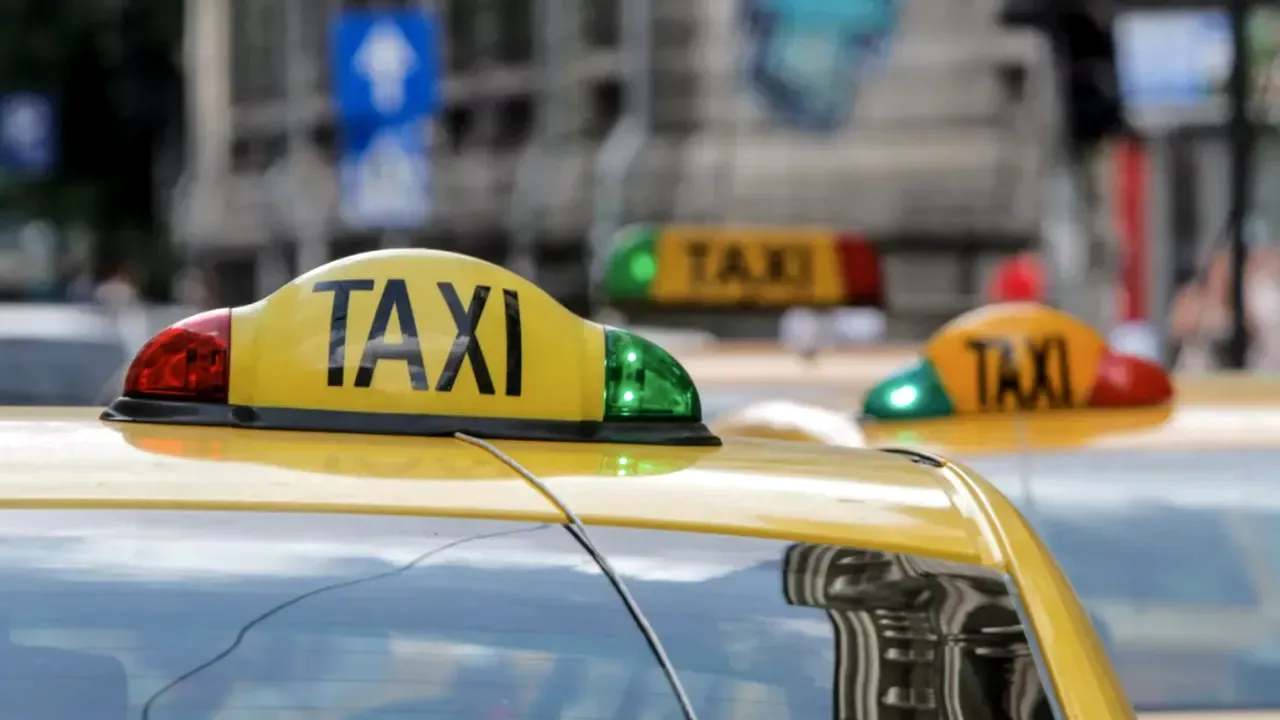 Tragedie în Capitală: Un taximetrist a fost găsit mort în autoturismul său