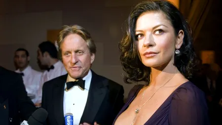 Michael Douglas spune că o iubește pe Catherine Zeta Jones, dar aceasta are propriile ei probleme
