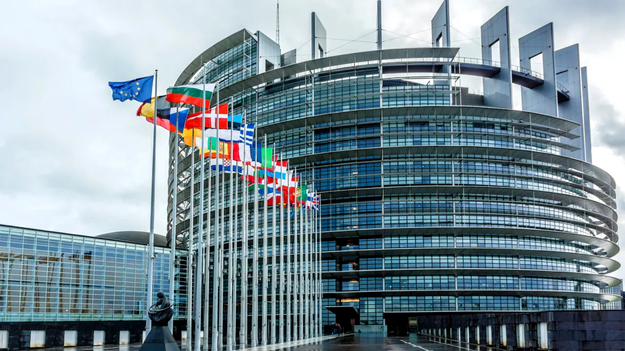 Percheziții la Parlamentul European, în Bruxelles și Strasbourg, într-o investigație privind ingerințe ale RUSIEI