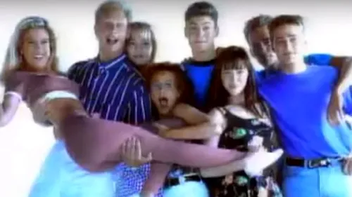BEVERLY HILLS, 90210, RELUAT de Fox, cu actorii originali. Au fost comandate deja șase episoade