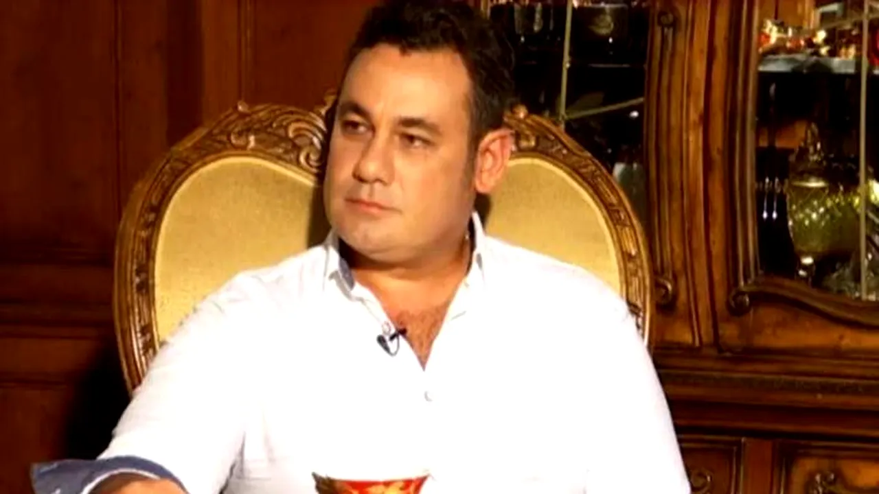 POLITICĂ. Ionuţ Dolănescu intră în politică. Cântăreţul de muzică populară s-a înscris în PSD