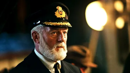 A murit actorul care l-a interpretat pe „căpitanul vasului Titanic”. A devenit popular pentru rolurile sale din „I, CLAUDIUS” și „Stăpânul Inelelor”