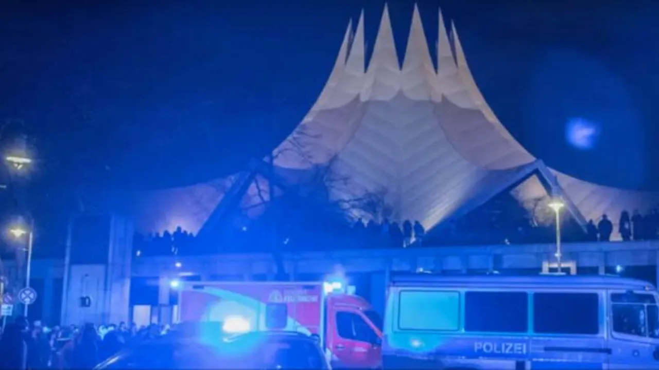 Atac armat la Berlin, soldat cu un mort și patru răniți. Autorul a reușit să fugă