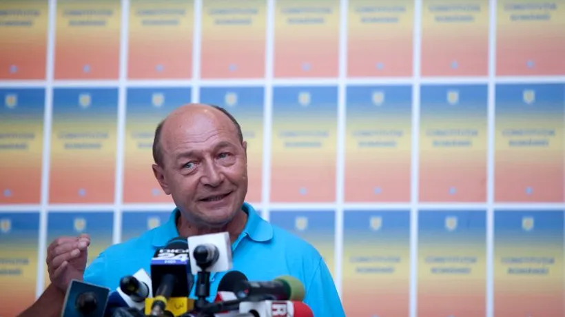 Băsescu: Ziariști români au întrebat la Cotroceni despre plagiatul lui Ponta; i-am cumpărat cartea
