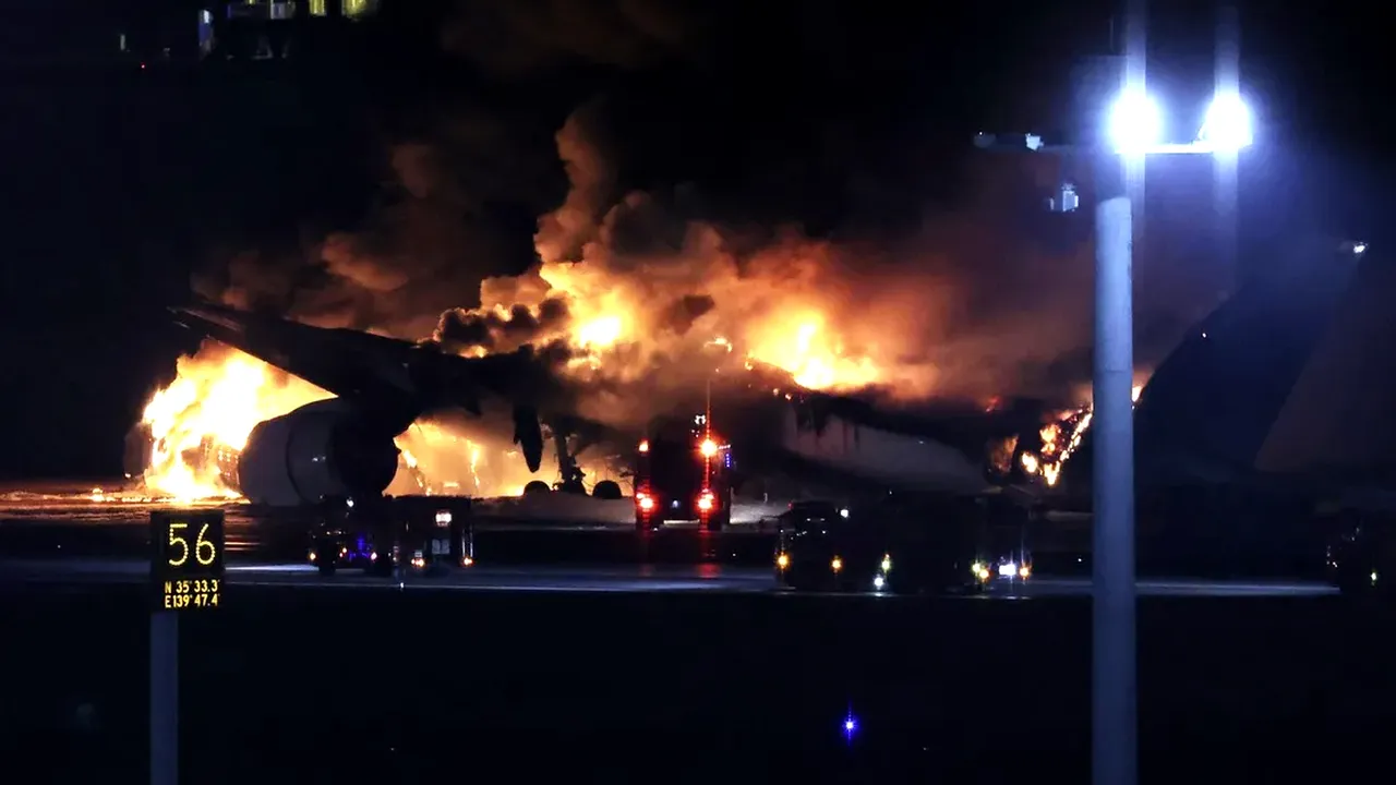 Incident aviatic la TOKYO. Neglijența angajaților, posibila cauză a producerii accidentului de la Aeroportul „Haneda”