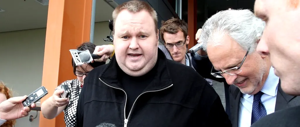 Piratul Kim Dotcom de la Megaupload îi acuză pe polițiștii neozeelandezi că l-au bătut când l-au arestat