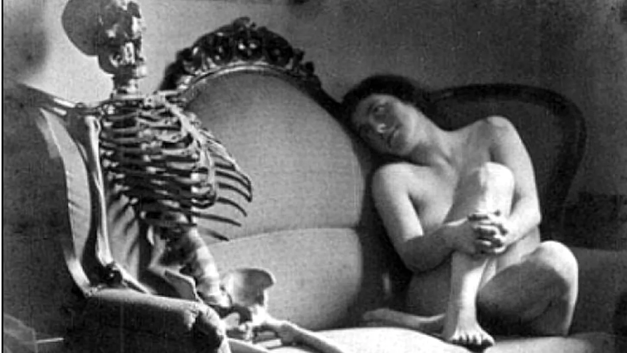 GALERIE FOTO: Cele mai ÎNFRICOȘĂTOARE IMAGINI de epocă