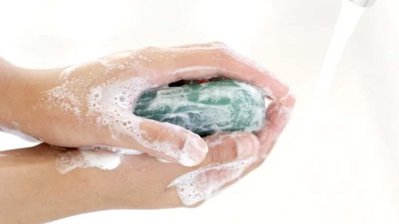 Cât timp trebuie să te speli pe mâini pentru a omorî microbii