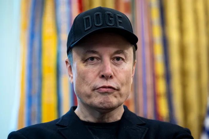 Elon Musk nu mai e trilionar. Record absolut de pierdere în toată istoria clasamentelor Forbes. Câți bani a pierdut fondatorul SpaceX