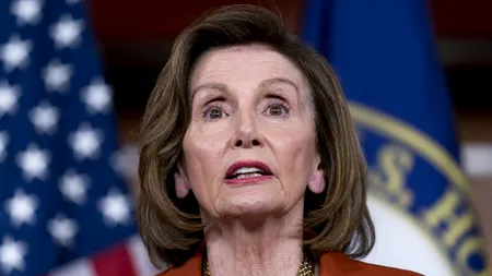 Vizita în Europa nu i-a fost pe plac lui Nancy Pelosi. Fosta președintă a Camerei Reprezentanților din SUA s-a ACCIDENTAT