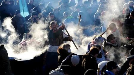 200.000 de ucraineni proeuropeni, la miting în Piața Independenței