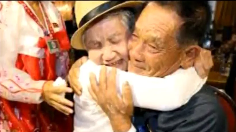 Mama în Coreea de Sud. Fiul în Coreea de Nord. S-au întâlnit după 68 de ani în care au stat despărțiți din cauza războiului