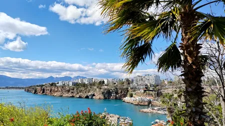 Românii merg în vacanțe de Paște în străinătate. Care sunt destinațiile preferate