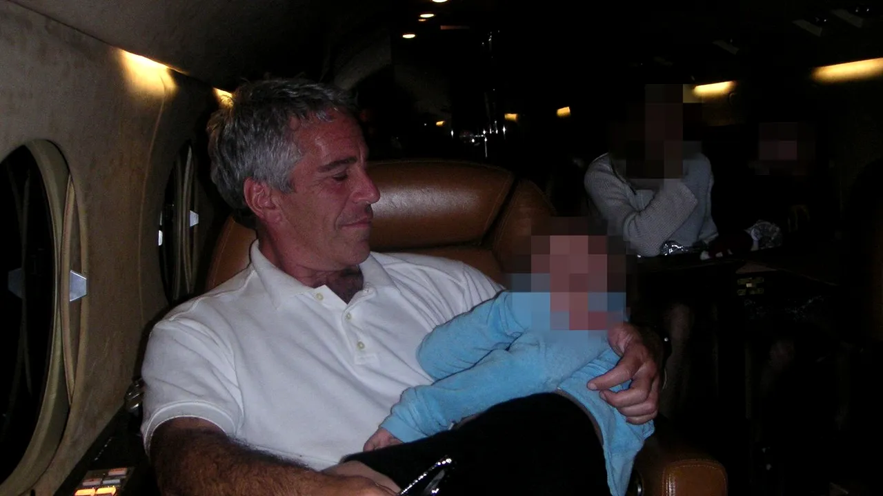 Virginia Giuffre, care îi acuza pe prințul Andrew și Jeffrey Epstein de agresiuni sexuale, s-a SINUCIS/Ce promisiune a făcut Donald Trump