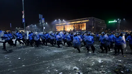 Ministrul de Interne face lista neagră a jurnaliștilor care au popularizat protestele și explică: „Un ofițer SRI a trimis SMS-uri. Nu au fost informații inedite