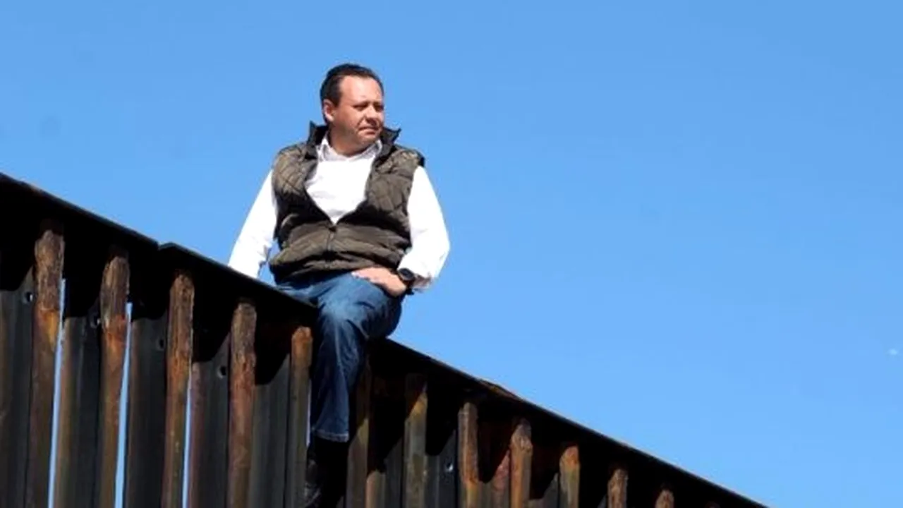 Imaginea zilei: protest inedit al unui politician mexican față de 