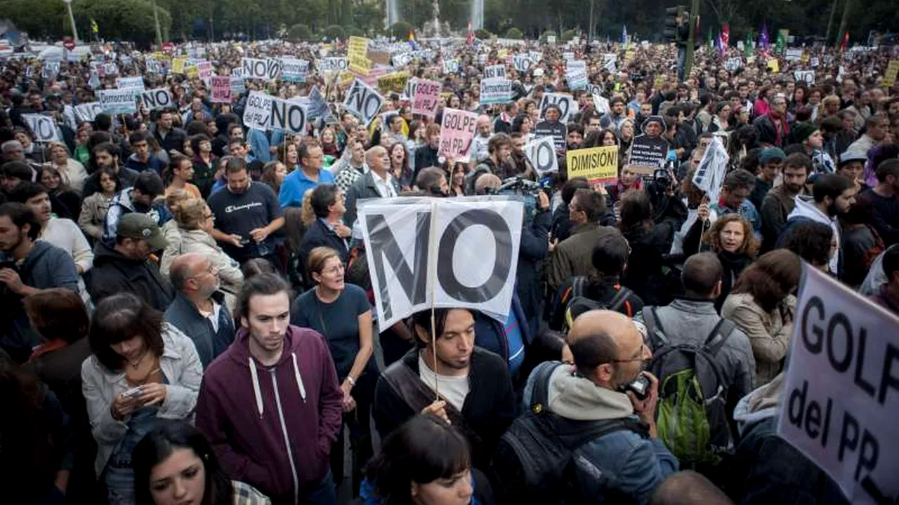 SPANIA este pregătită să solicite AJUTOR FINANCIAR, Germania îi cere să aștepte