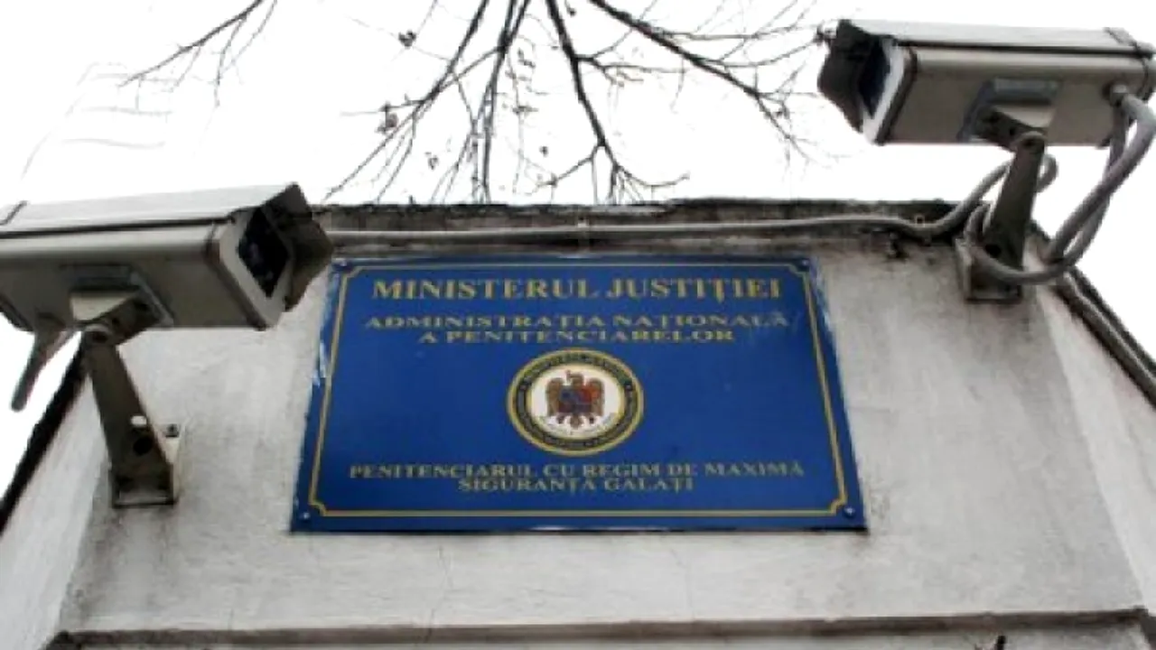 Un deținut condamnat definitiv pentru lovire a evadat din Penitenciarul Galați