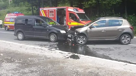 TRAFIC ÎNGREUNAT. Accident rutier pe DN1, la Predeal, soldat cu cinci răniți