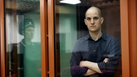 Ziua cea mai lungă. A fost REPROGRAMAT procesul lui Evan Gershkovich, jurnalistul Wall Street Journal arestat în Rusia și acuzat de spionaj