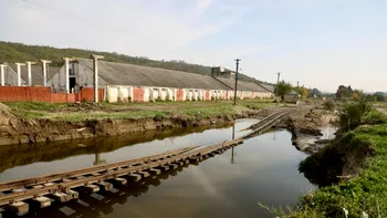 Ciprian Șerban salvează comunitatea din Galați. Ministrul pornește lucrările la calea ferată distrusă de INUNDAȚIILE din 2024