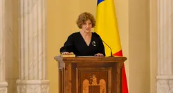 Oana Gheorghiu atacă Gândul. Sugerează că publicația noastră este plătită să o denigreze și publică un text plin de greșeli factuale despre Schwarz. Gândul îi demontează minciunile și publică date noi