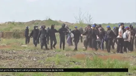 Protest în Germania față de extinderea fabricii Tesla. Mai mulți oameni au fost arestați