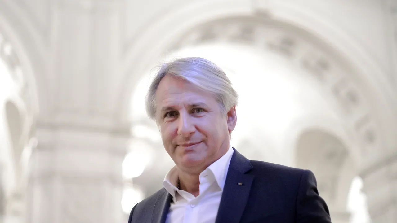 Teodorovici, despre dublul standard: Suntem martorii unor declarații pozitive a CE, fără reglementări