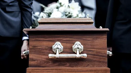 Înmormântarea lui Costel Corduneanu. Sicriul, cavoul și locul de veci, toate laolaltă, depășesc suma de 10.000 EURO