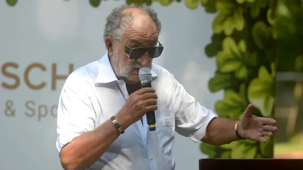 Miliardarul Ion Țiriac dezvăluie cum a pierdut Ordinul Muncii clasa I și cine i-a luat decorația: „Am fost milițian 20 de ani, aș fi meritat o pensie”